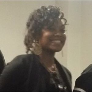 Meet your Posher, Camisha